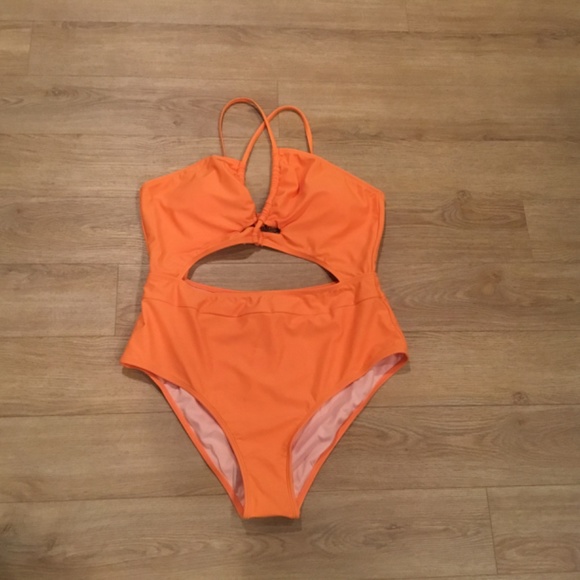 Women's One Piece Plunge Neckline Cutout Criss Cross Bathing Suit - Picture 5 of 7